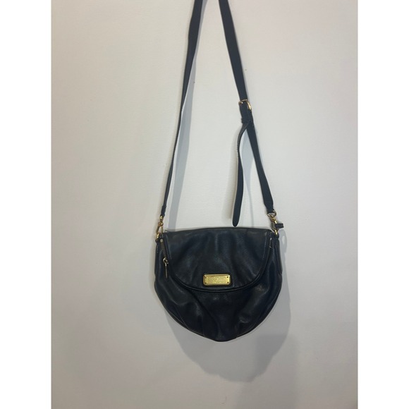 Marc by Marc Jacobs Natasha Black Pebbled Leather Crossbody Bag Gold Hardware